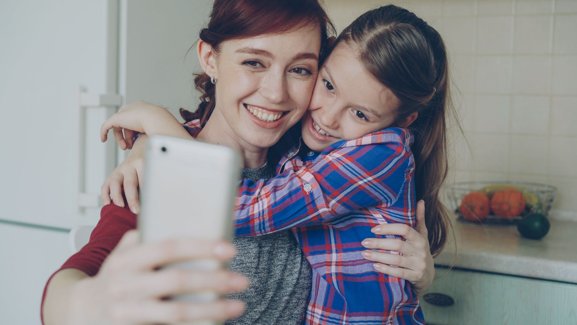 Bringing Smiles on the Faces of Your Loved Ones through Gifts