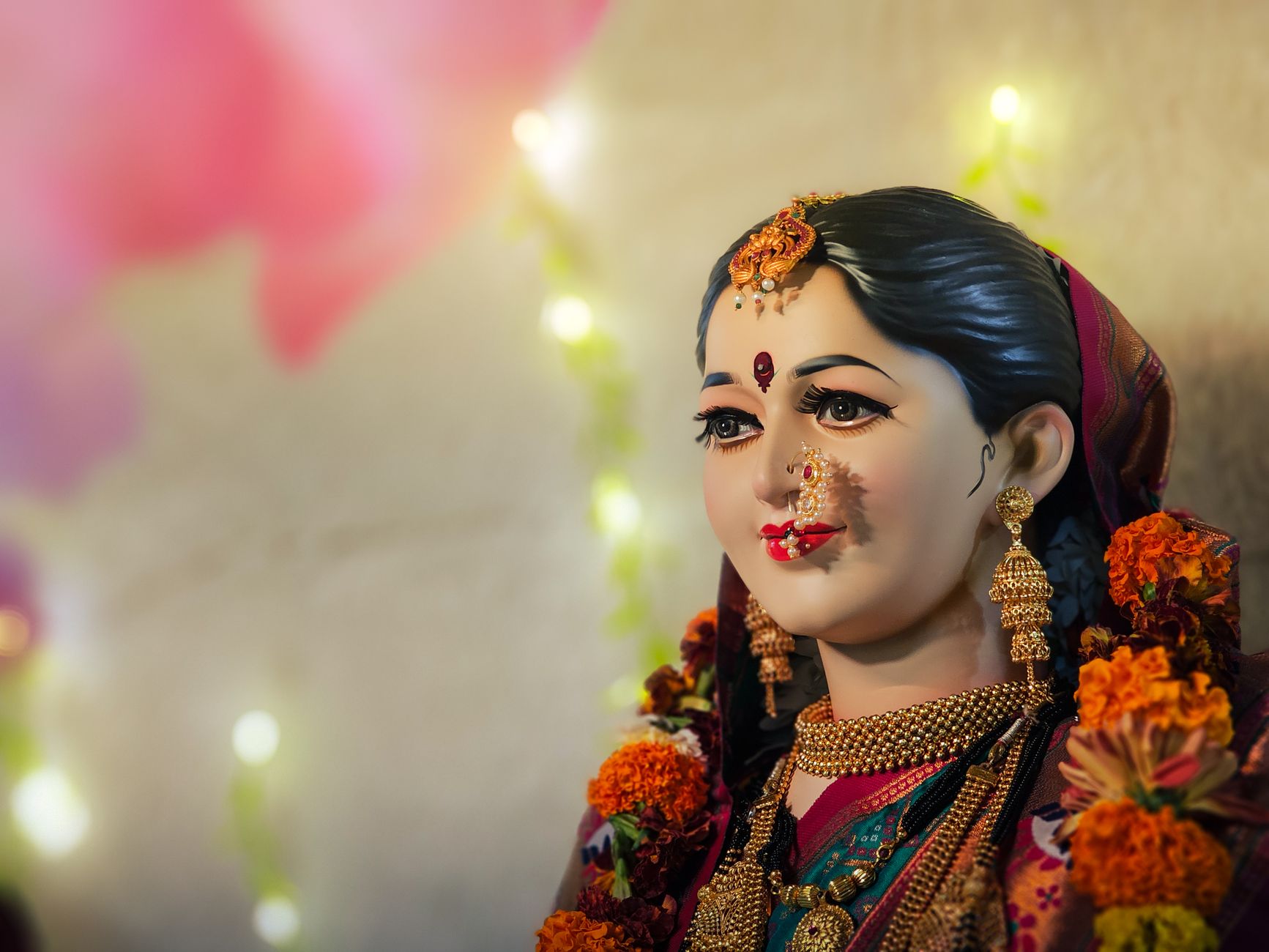 What are the significant role of Ethnic Jewelry among Indian women?