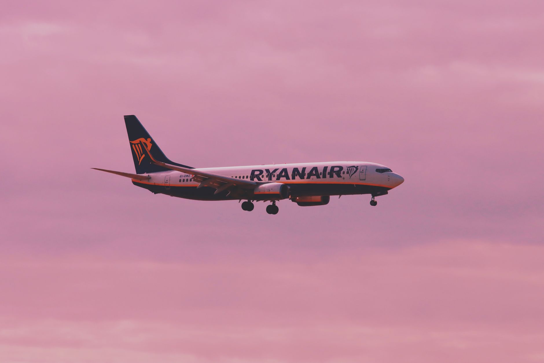 Four UK airlines collapse, bookings and holidays cancelled