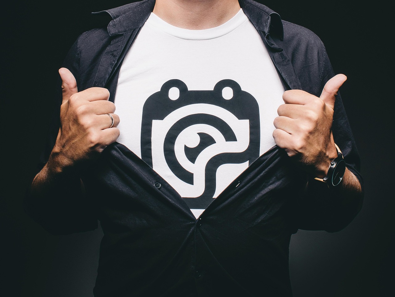 Logos, Website, Graphic Design, Product Design, Naming & More