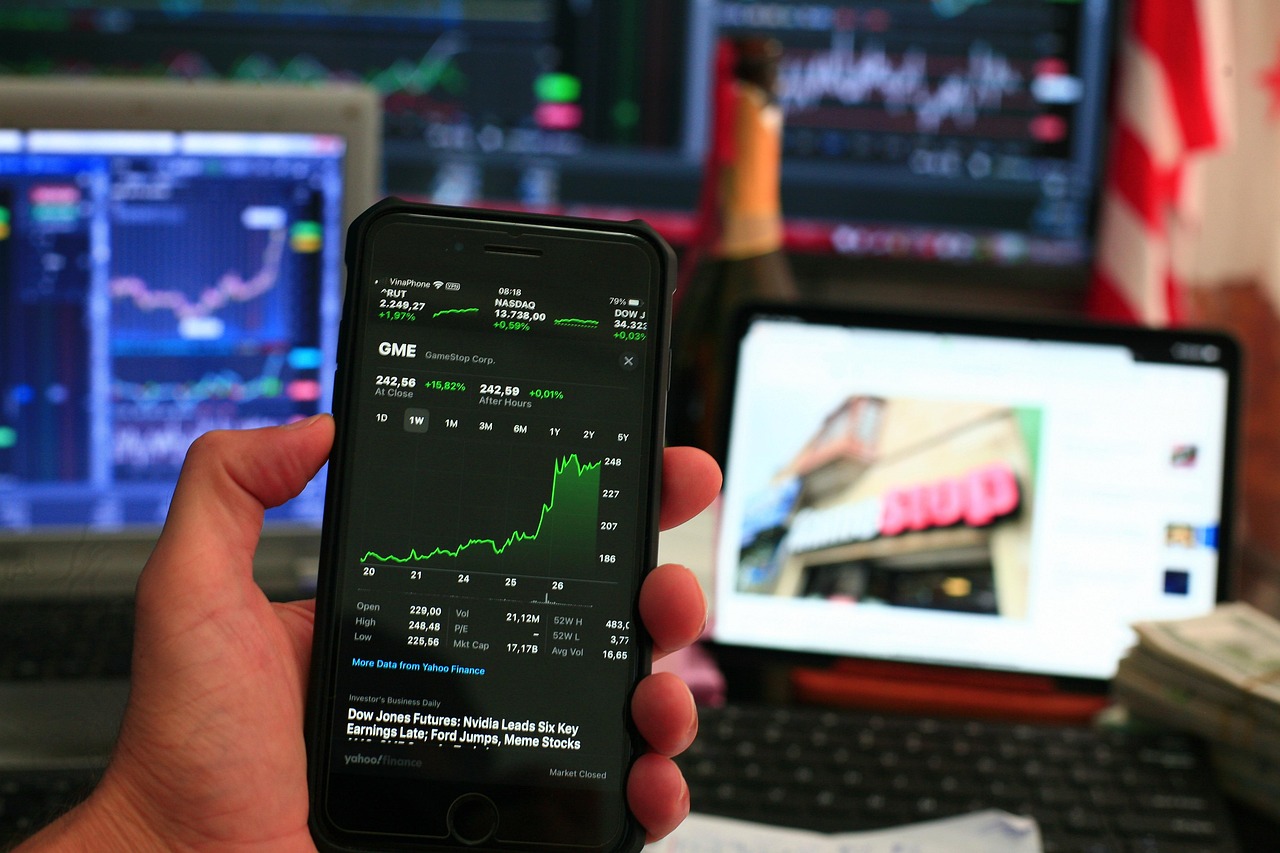 Myths and Facts About the Stock Market