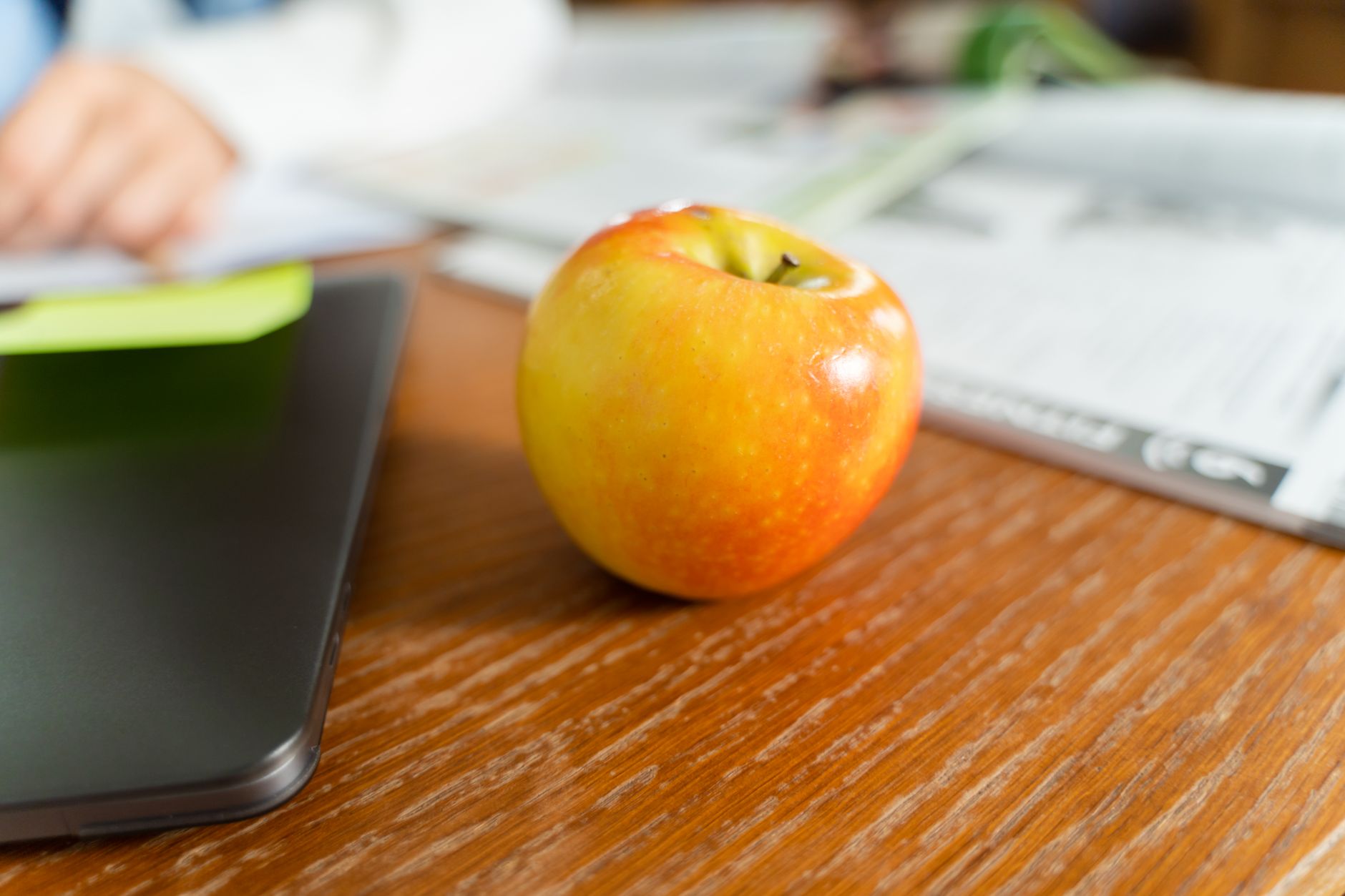 How to Maintain a Healthy Work Environment & Minimize the Risks of COVID-19