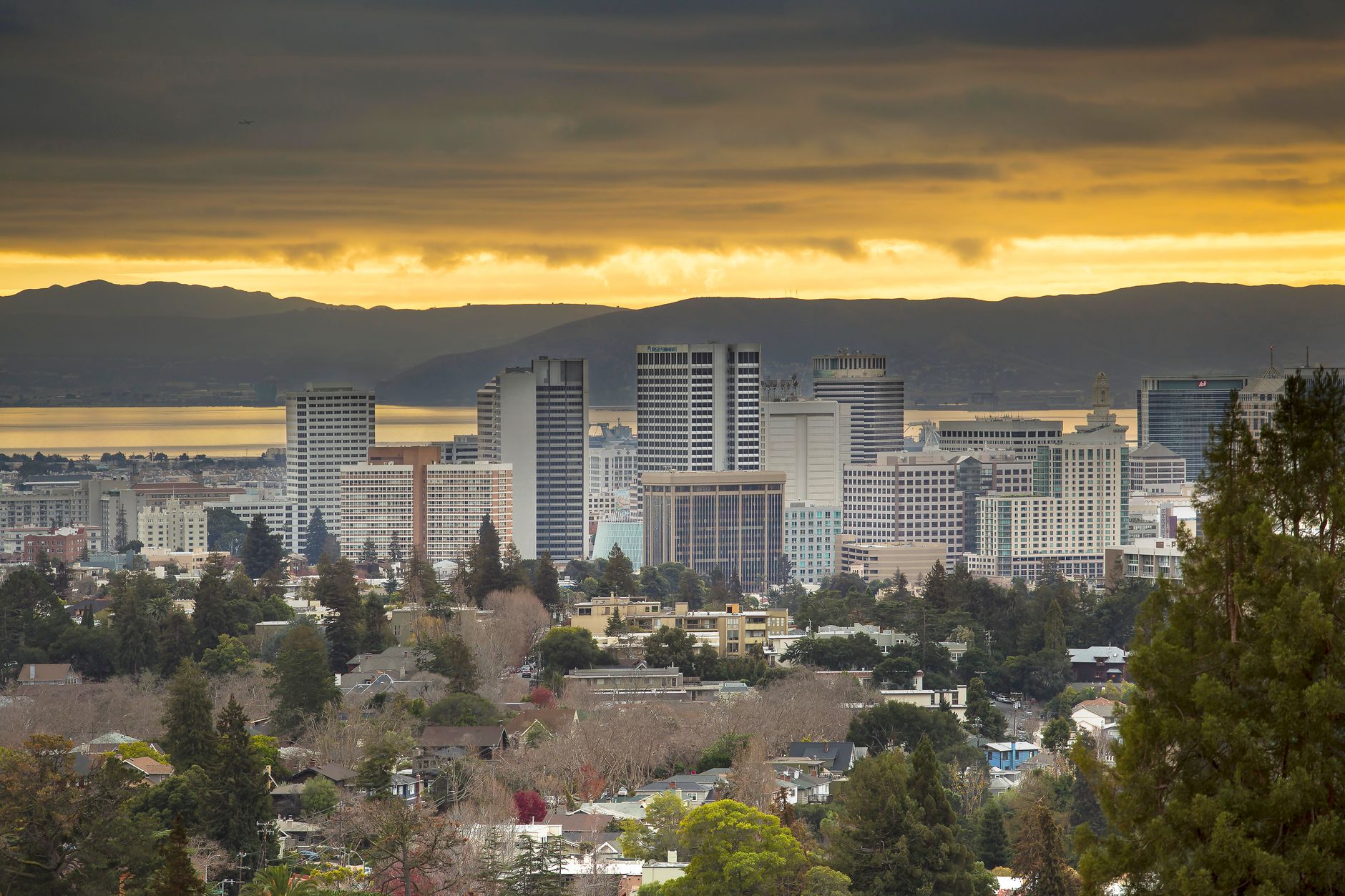 Mark Roemer Oakland Helps You Choose Between Renovation and Demolition