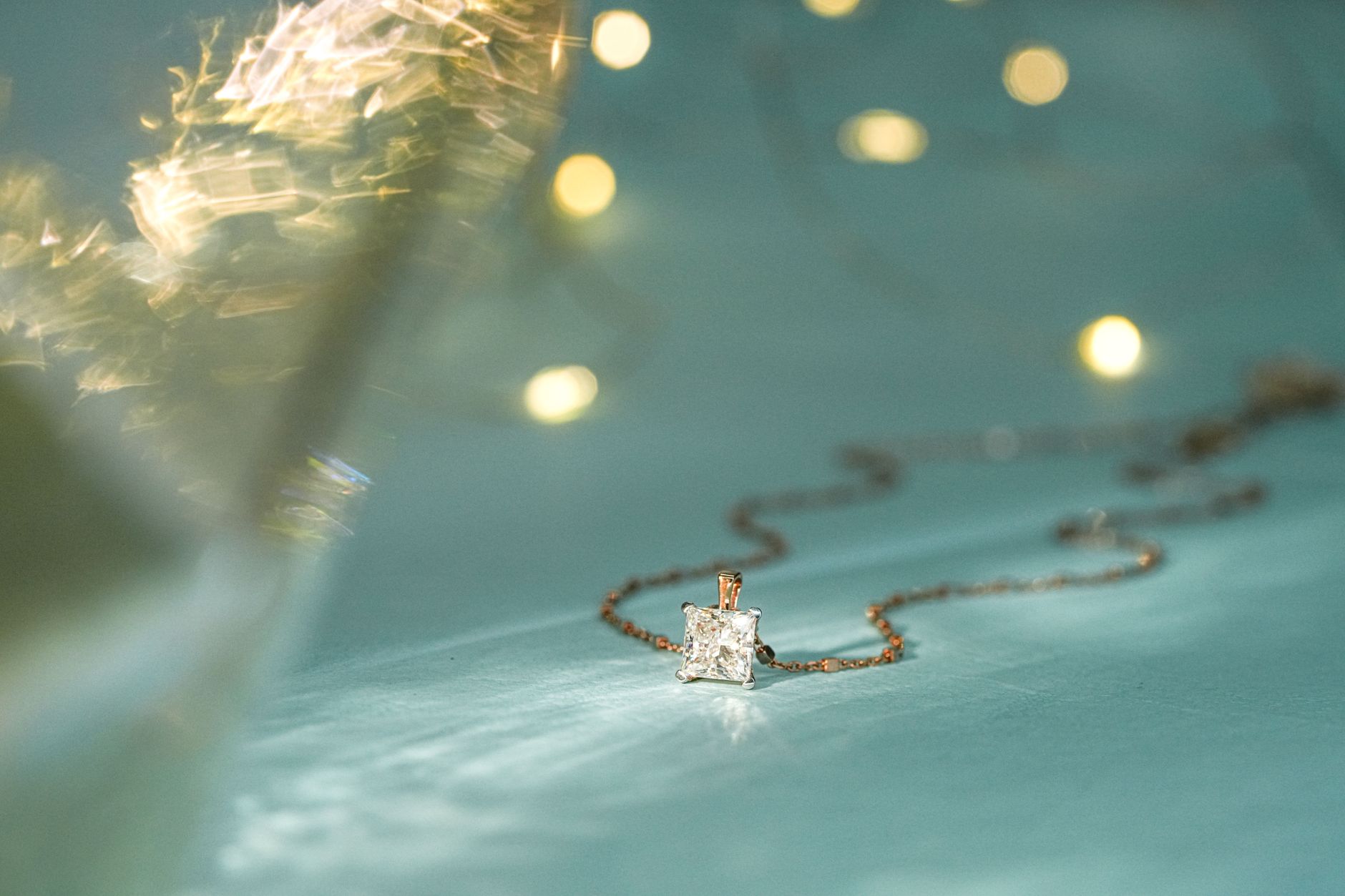 Beyond the Brick-and-Mortar: Buying Lab-Grown Engagement Rings Online in London Safely