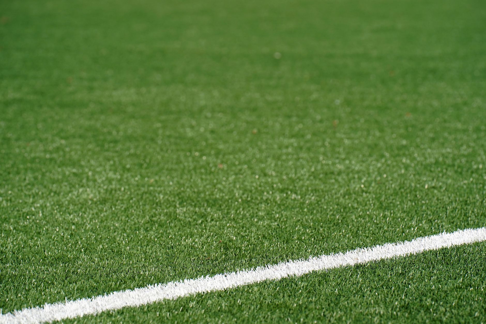 Artificial Turf for Residential Lawns: A Smart, Low-Maintenance Choice