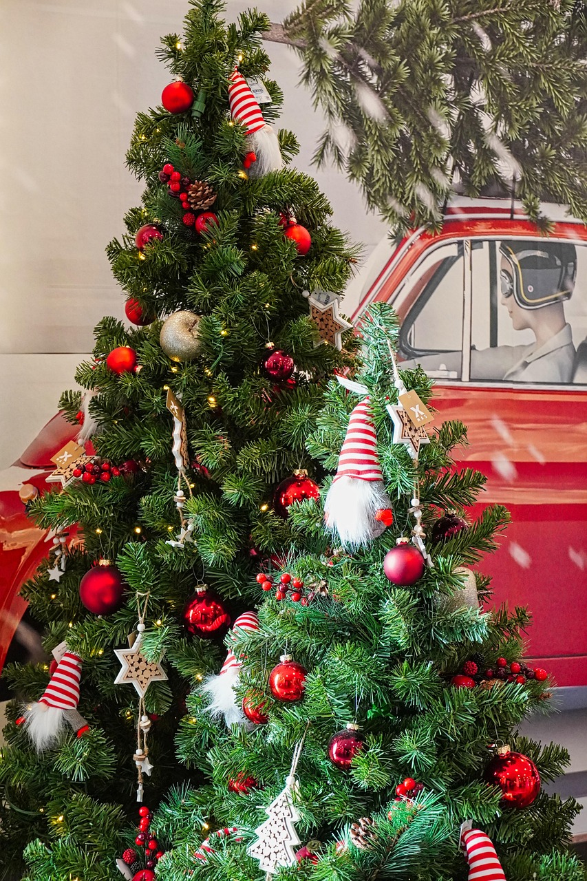 Why Decorating Your House On Christmas is Important?