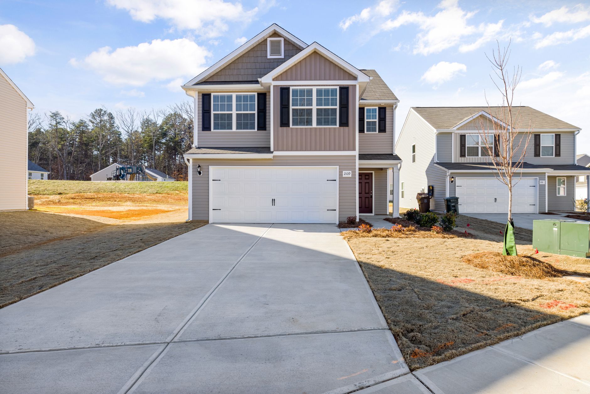 New Home Showcases Modular and Custom Builds