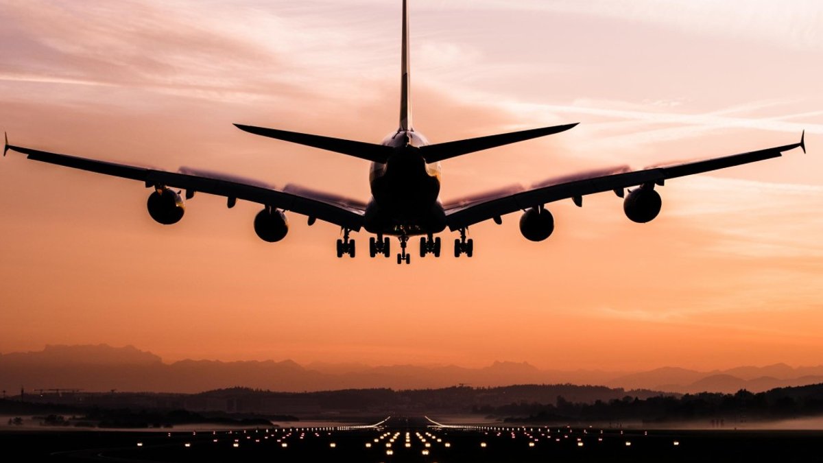 Electric Aviation Won't Kill Jet Fuel, But It Will Take the Best Routes Electric Aviation Won't Kill Jet Fuel, But It Will Take the Best Routes - electric aviation