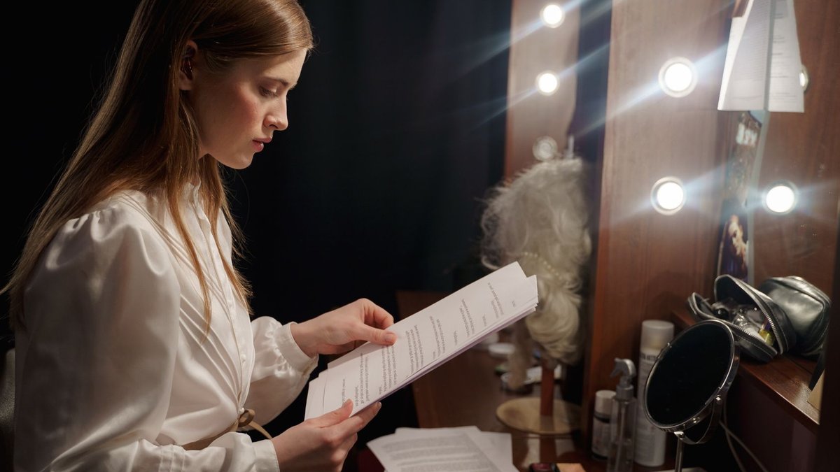 Actor Reveals Rare Disease Diagnosis After Complex History - rare disease diagnosis