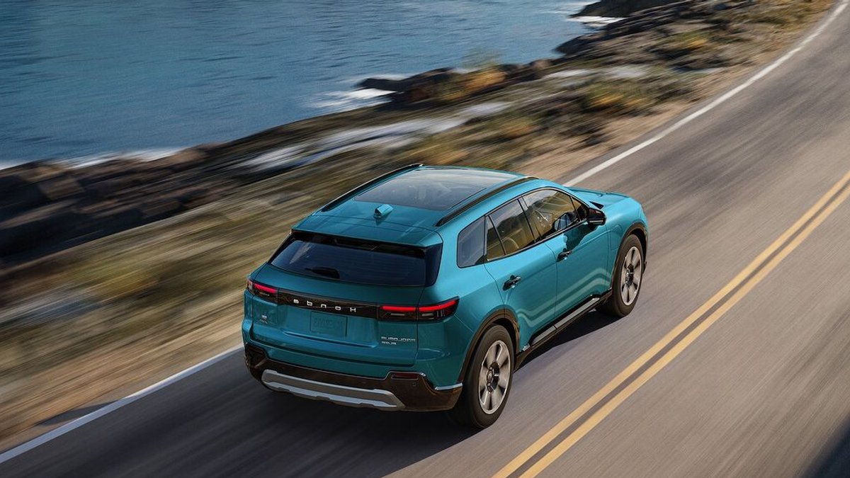 Honda Discontinues Electric Car Model - electric car