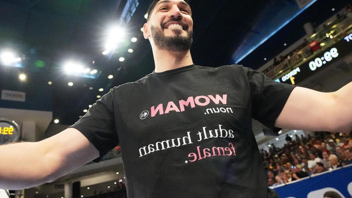 Enes Freedom tossed after altercation with Sky - enes freedom wnba
