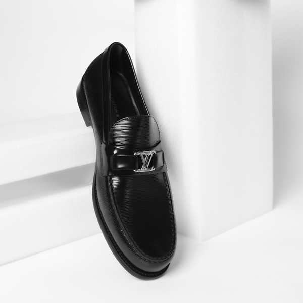 LV luxury shoe