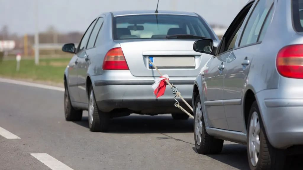 Czy Można Holować Samochód Na Lince