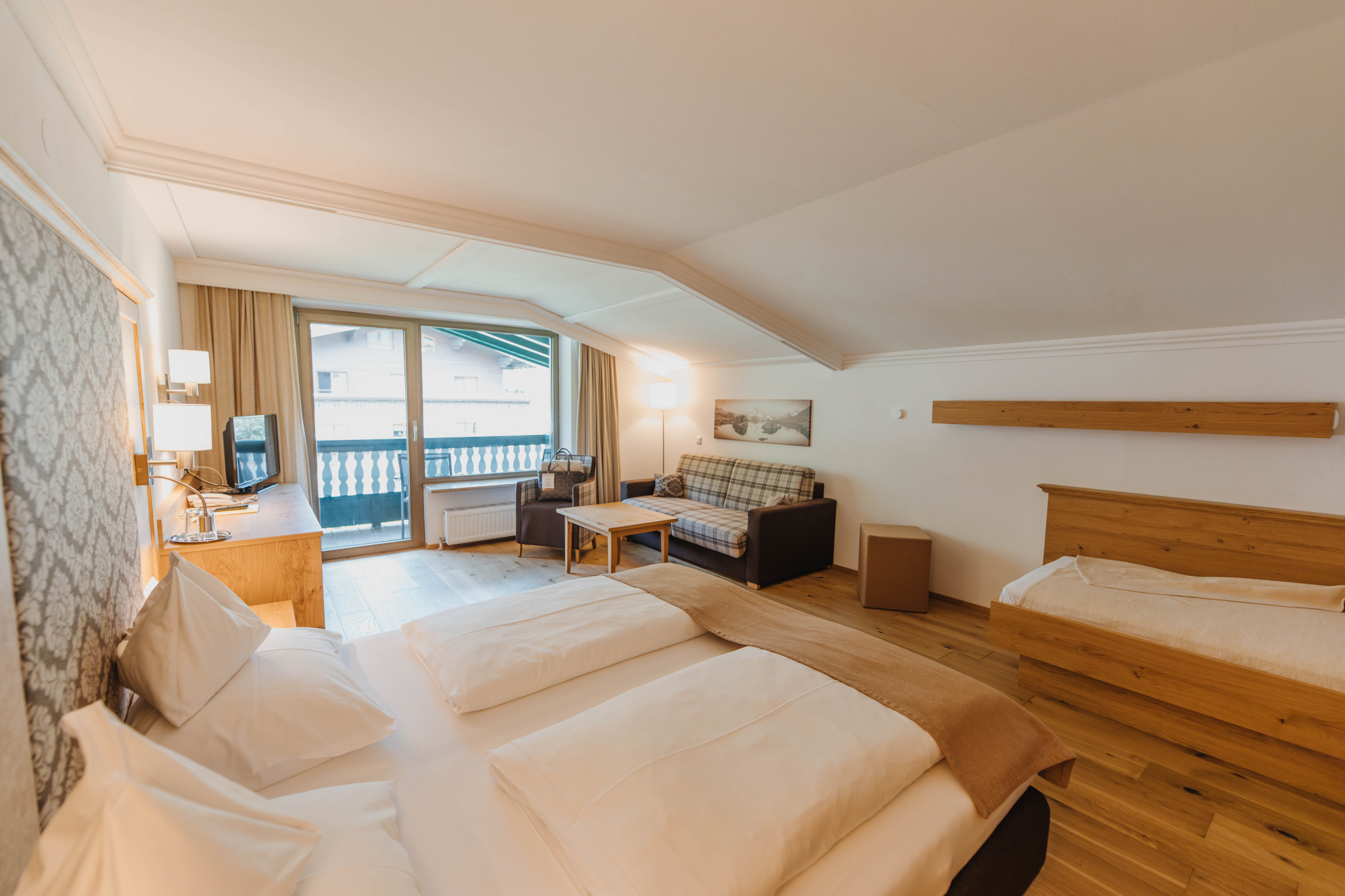 Comfort with a dreamy valley view