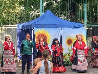 Таганрог: Завершение социального проекта «Бабушкины сказки»