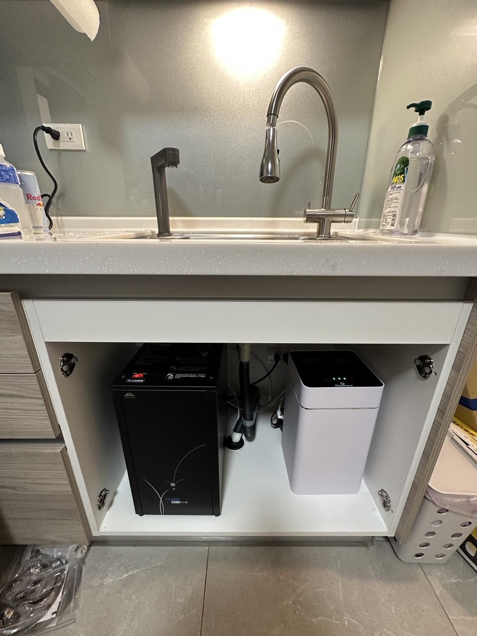 台中后里區中和路 淨工坊AQUAS廚下飲水機加Gleamous廚下雙機 安裝完工實照