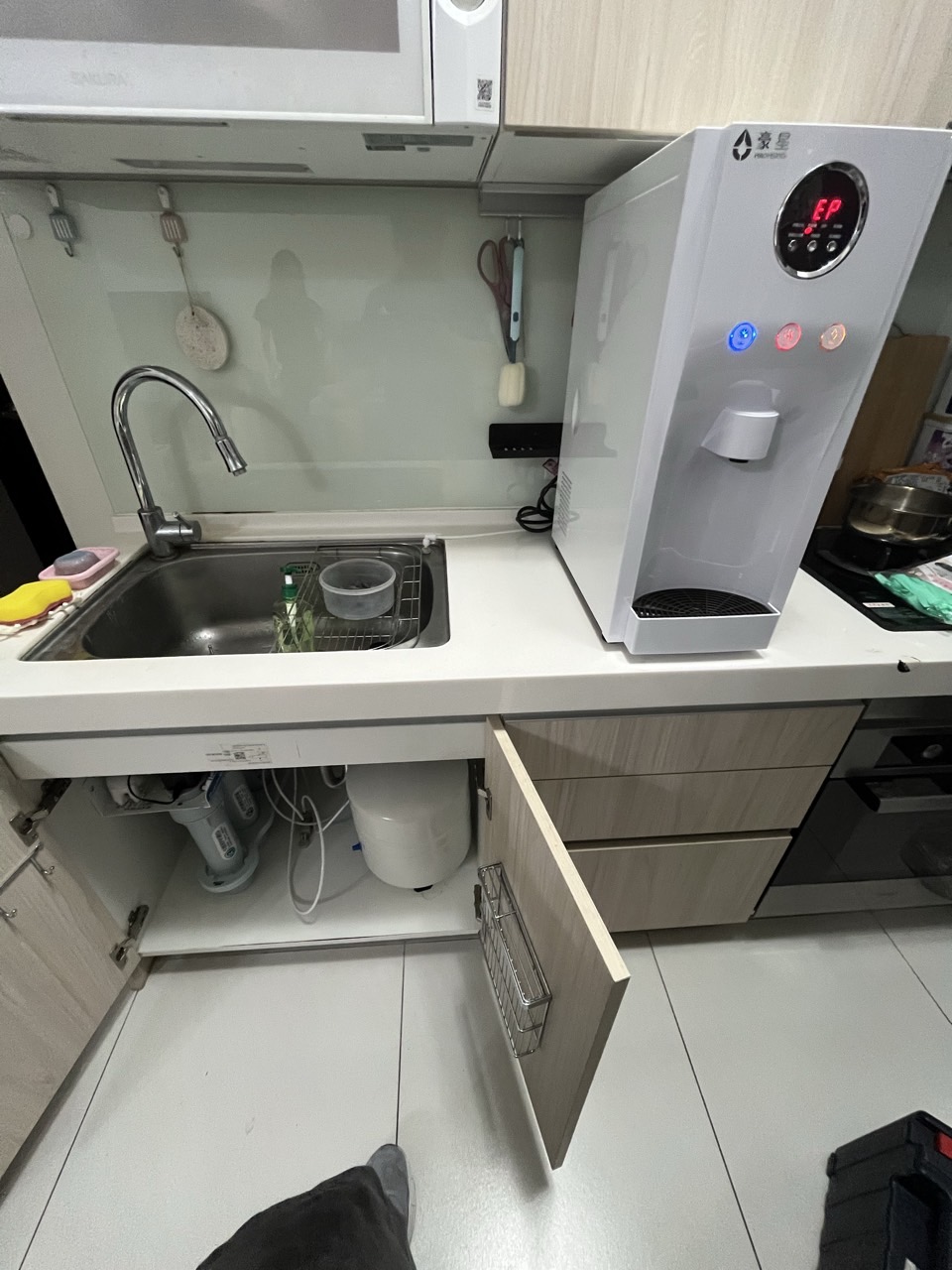 台中豐原區豐洲路 豪星檯上型飲水機加廚下RO淨水器 安裝完工實照