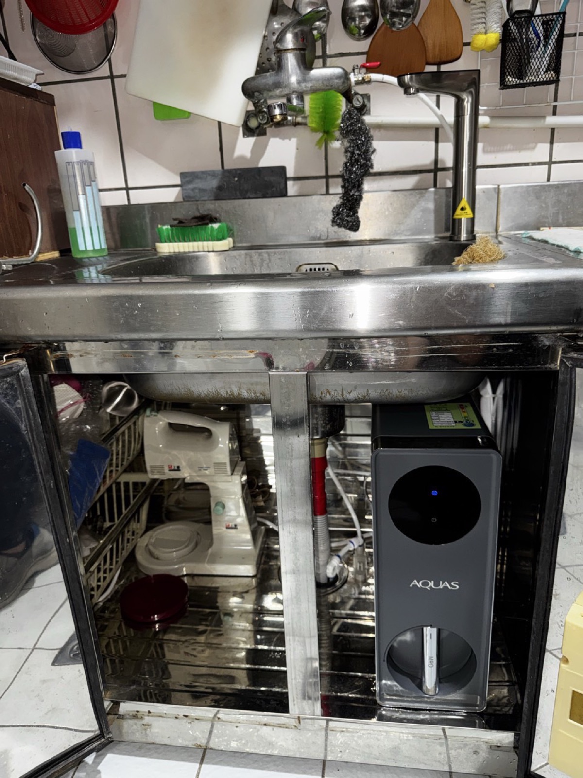 台中西屯 AQUAS 廚下飲水機 餐飲店面安裝完工實照