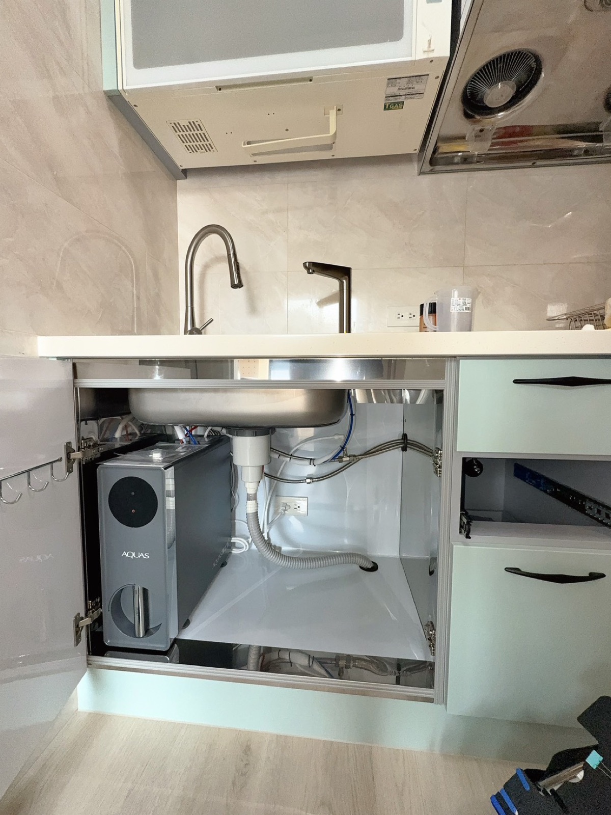 新北新店安康路 淨工坊AQUAS廚下飲水機 瞬熱龍頭安裝完工實照