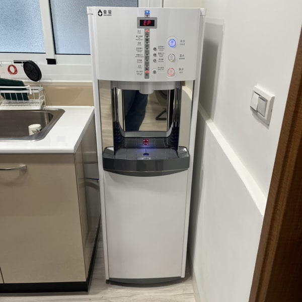 高雄三民區 豪星落地式冰溫熱飲水機 安裝完工實照