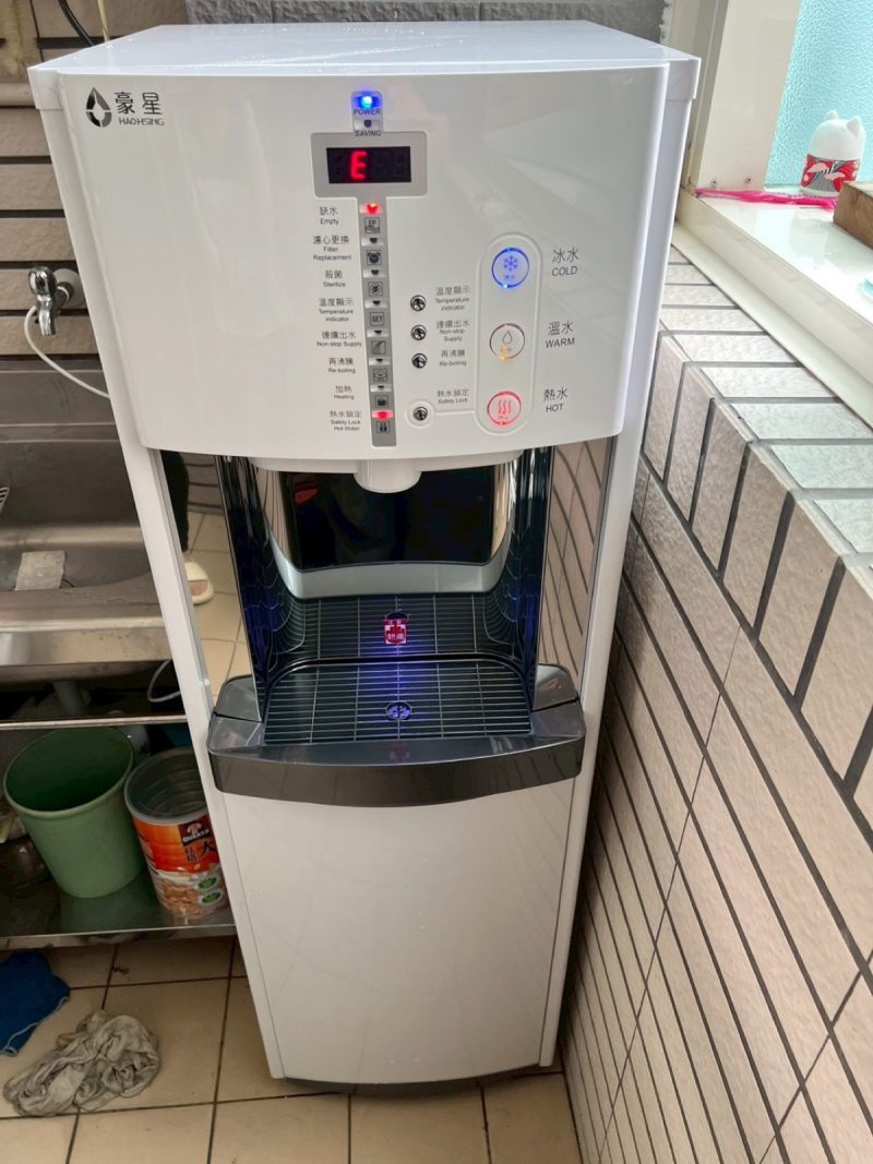 桃園平鎮育達路 豪星落地式冰溫熱飲水機 安裝完工實照