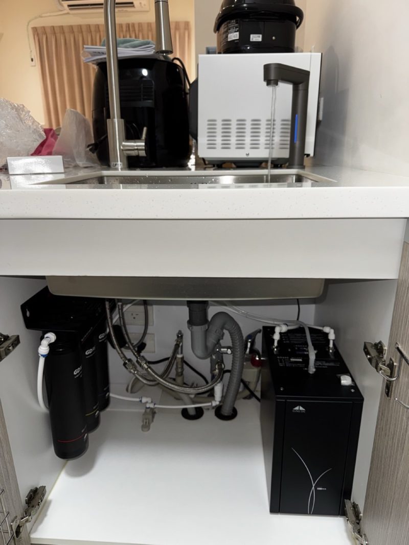 台中北區梅亭街 宮黛廚下飲水設備與GD濾心組 安裝完工實照