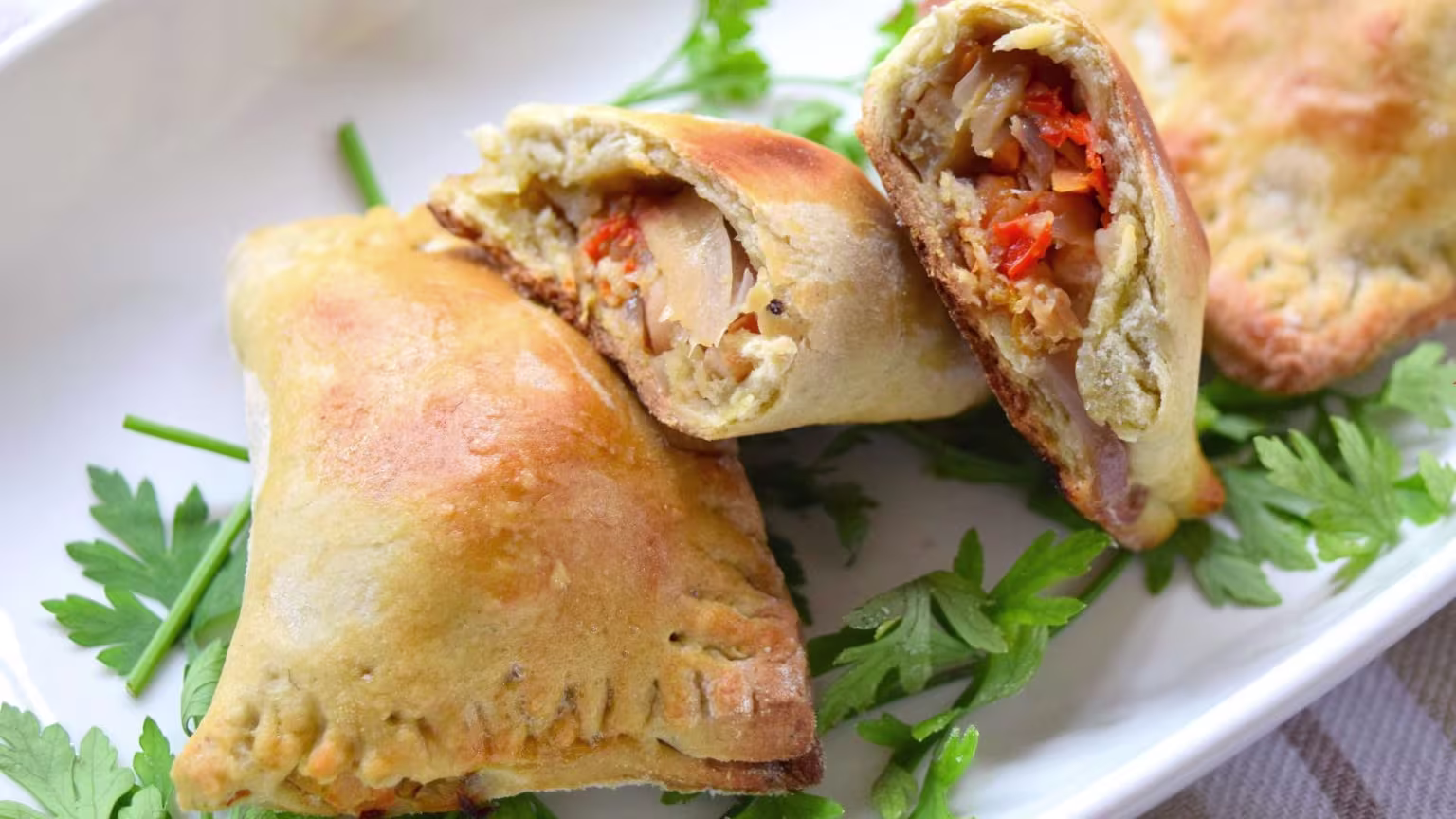 Delicious South African Chicken Pie Recipe: A Comforting Family Favorite