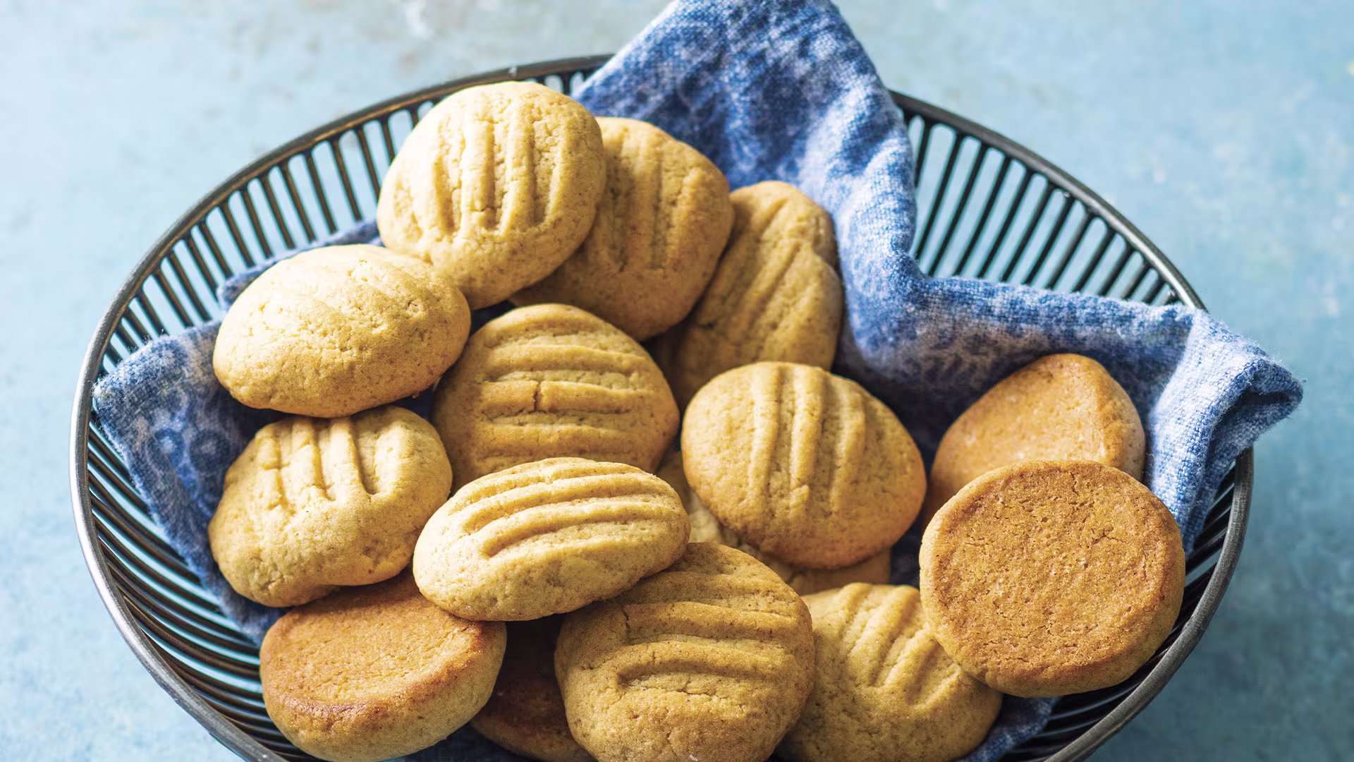 Dietary Considerations of crunchy biscuit recipe