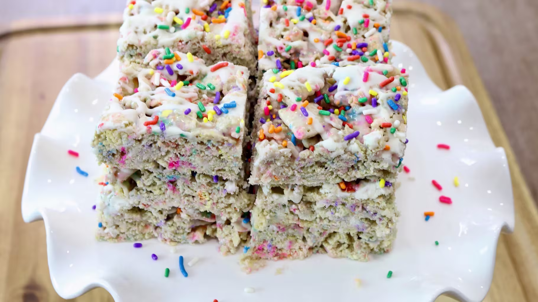 Delicious No Bake Birthday Cake Bars Recipe: Perfect for Celebrating Any Occasion!