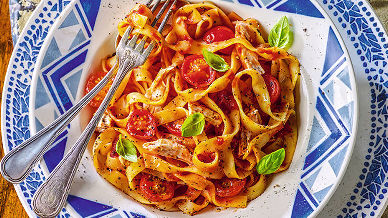 Step by Step Instructions For chicken tagliatelle pasta recipe