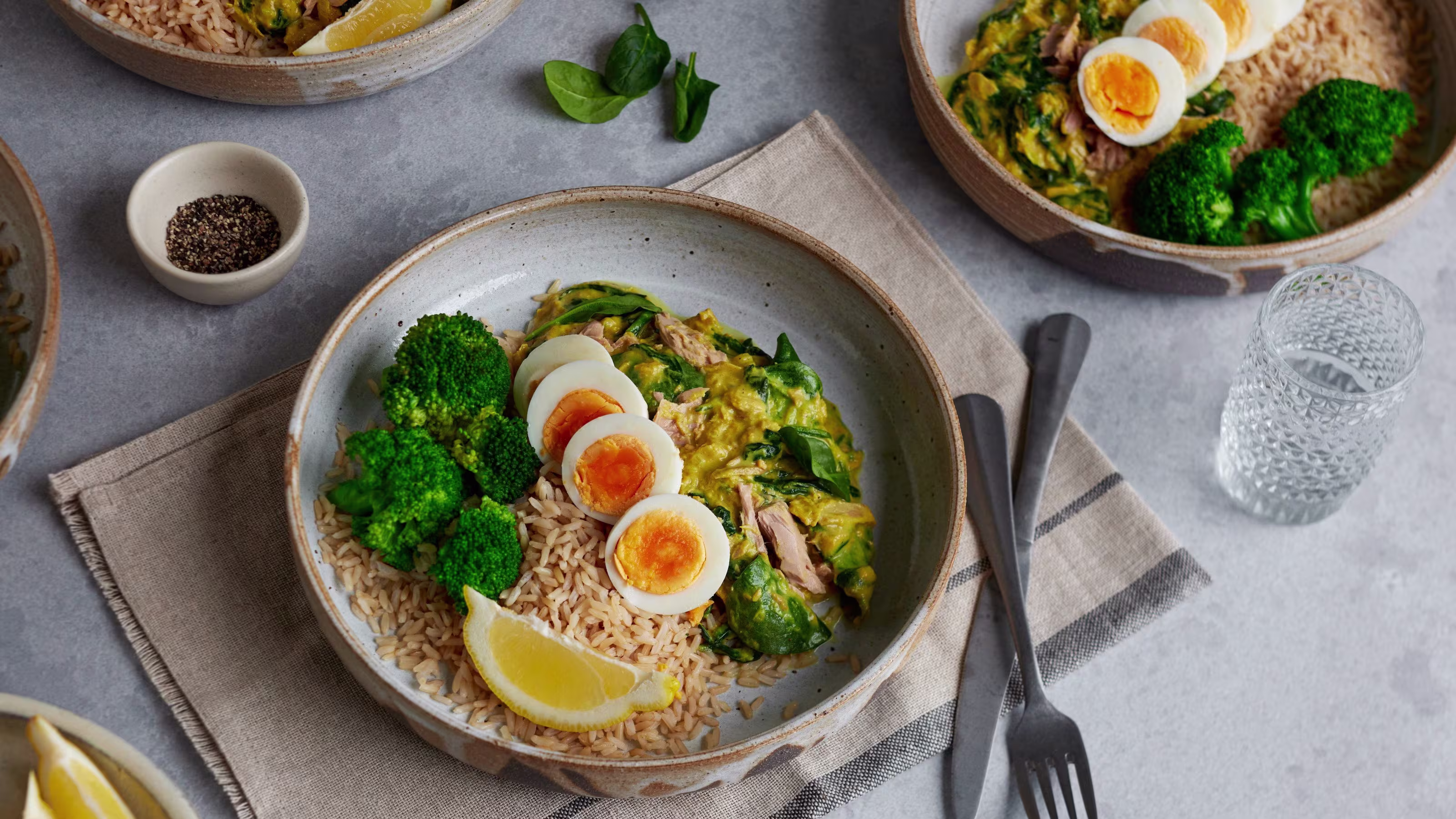 Delicious Spinach with Boiled Eggs Recipe: A Nutritious and Easy Meal!