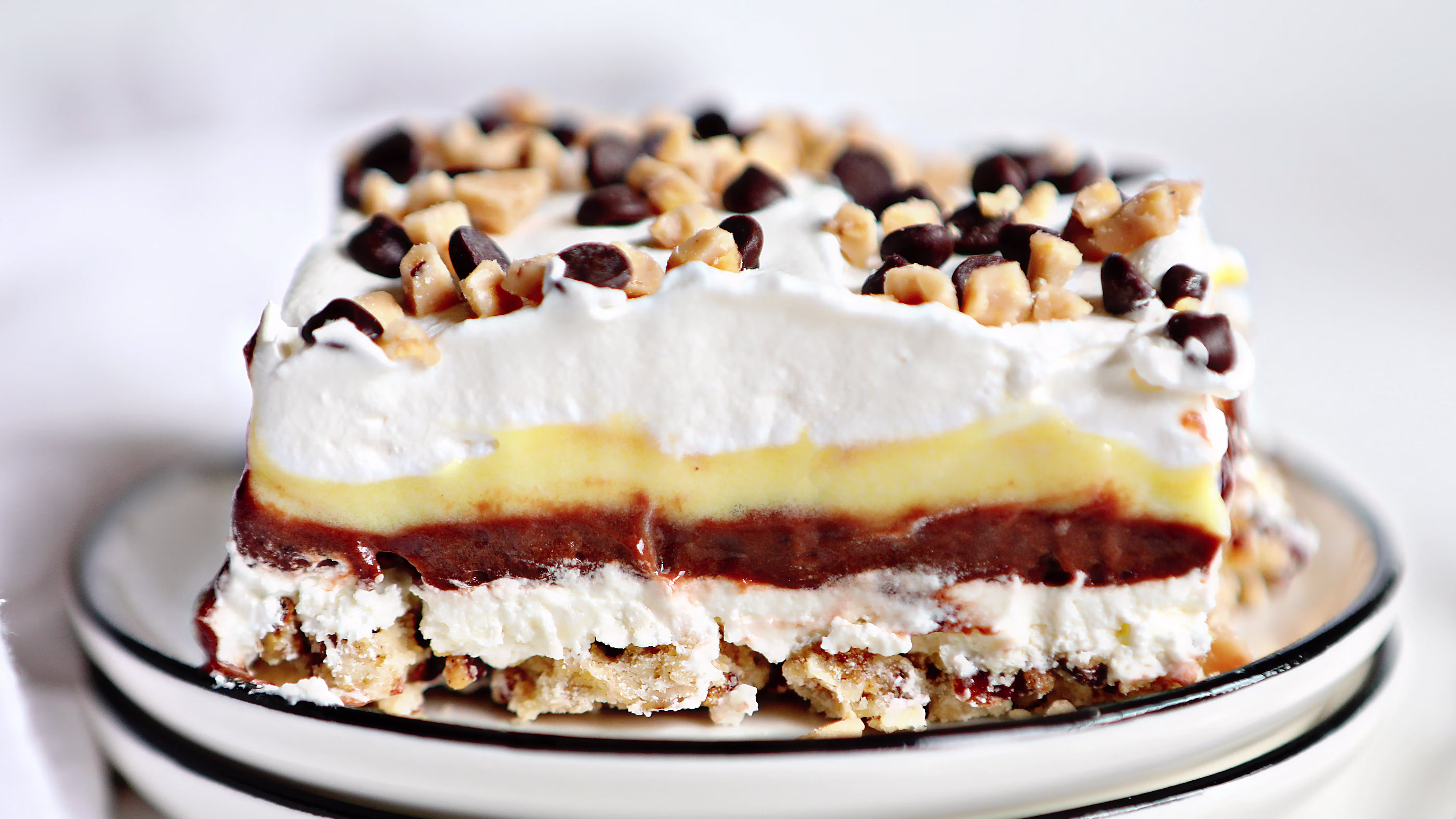Deliciously Irresistible Piggie Pie Recipe: A Fun Twist on Comfort Food