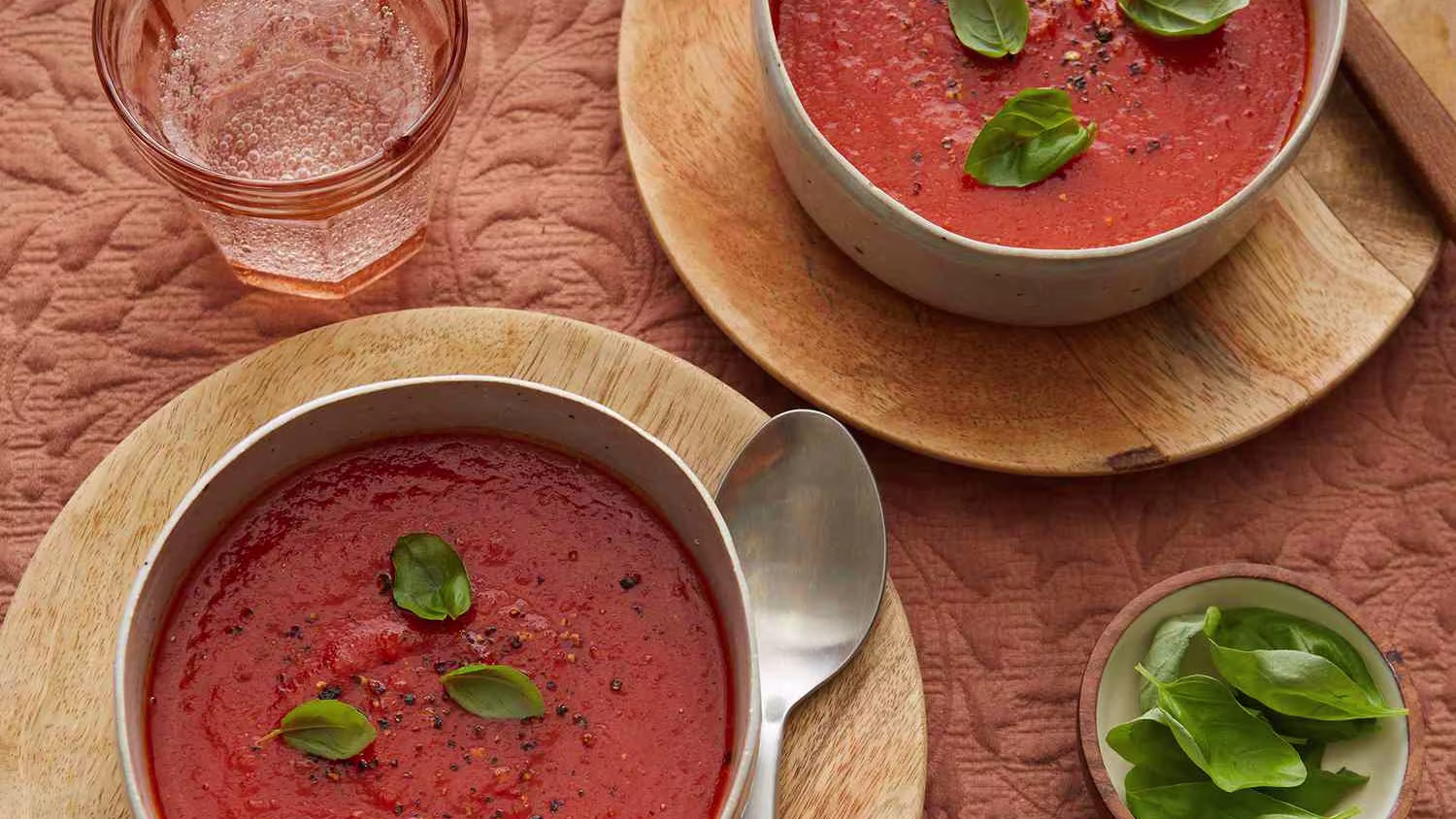 Deliciously Easy Tomato Soup Recipe for Your Soup Maker