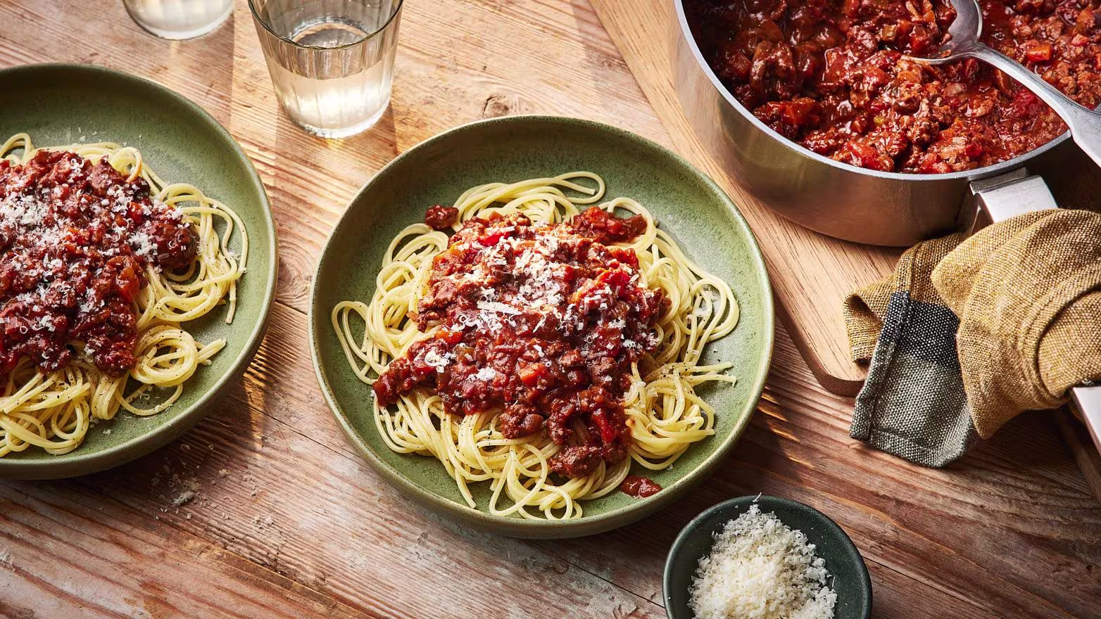 Deliciously Authentic Hairy Bikers Spaghetti Bolognese Recipe: A Family Favorite