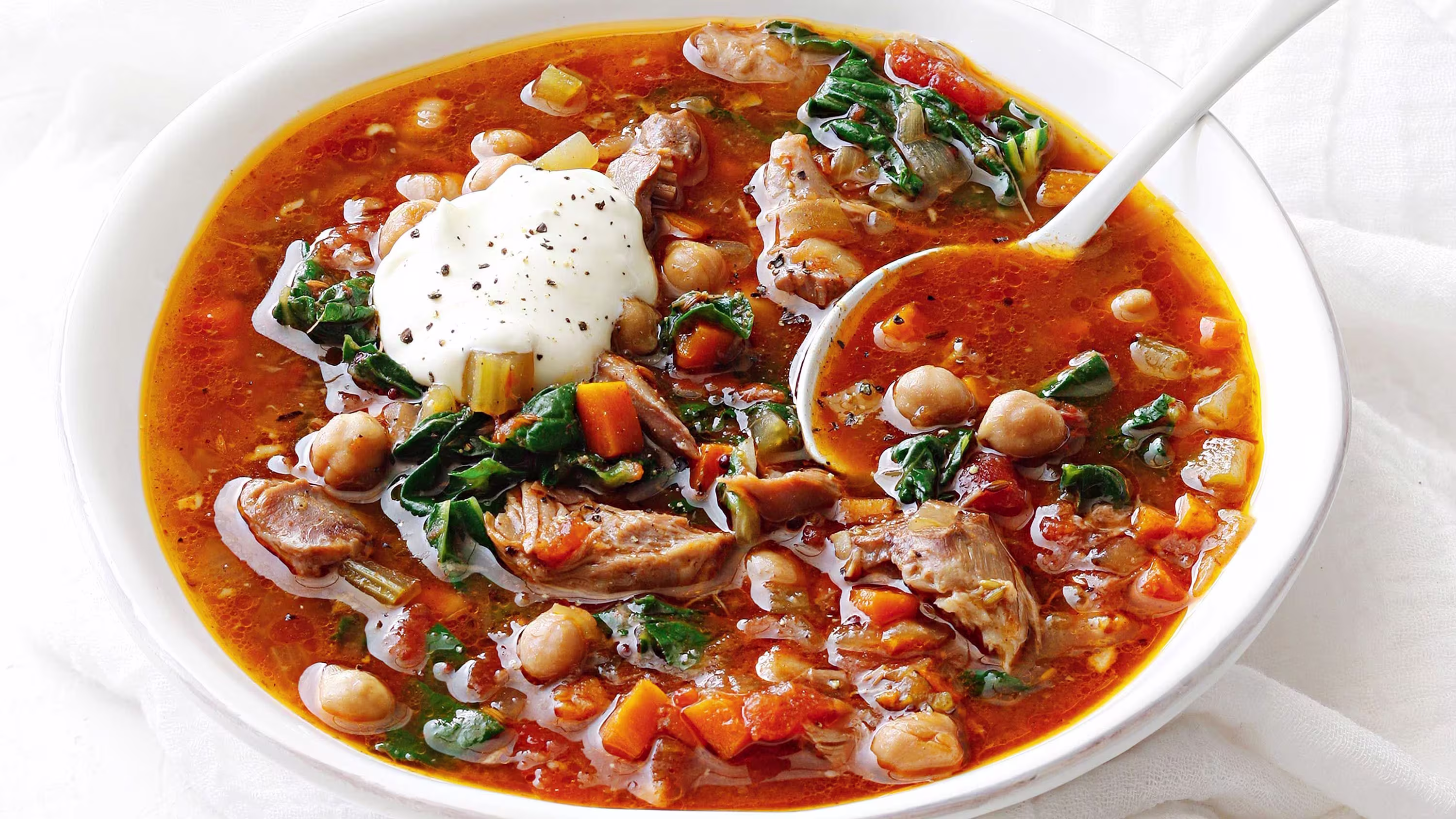 Hearty and Flavorful Lamb Shank Soup Recipe for Cozy Evenings