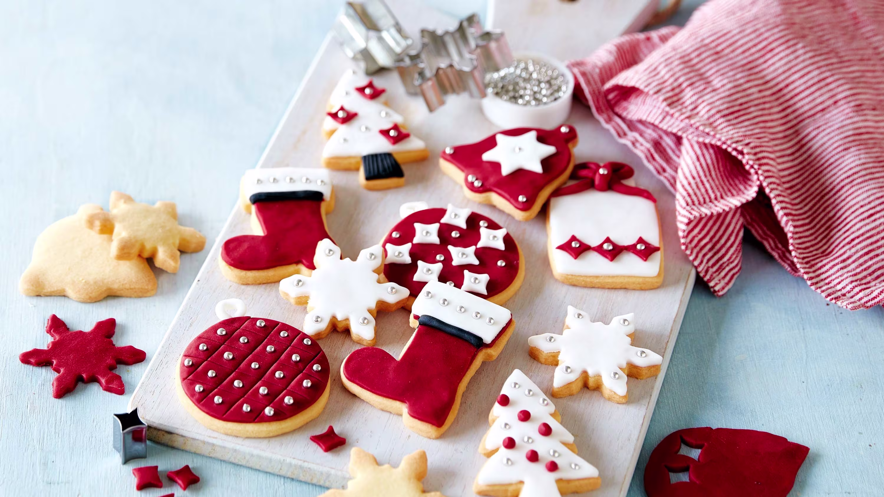 Delightful Christmas Shortbread Recipe: Melt-in-Your-Mouth Holiday Treats