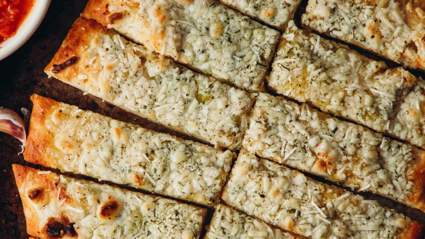 Dietary Considerations of garlic fingers recipe