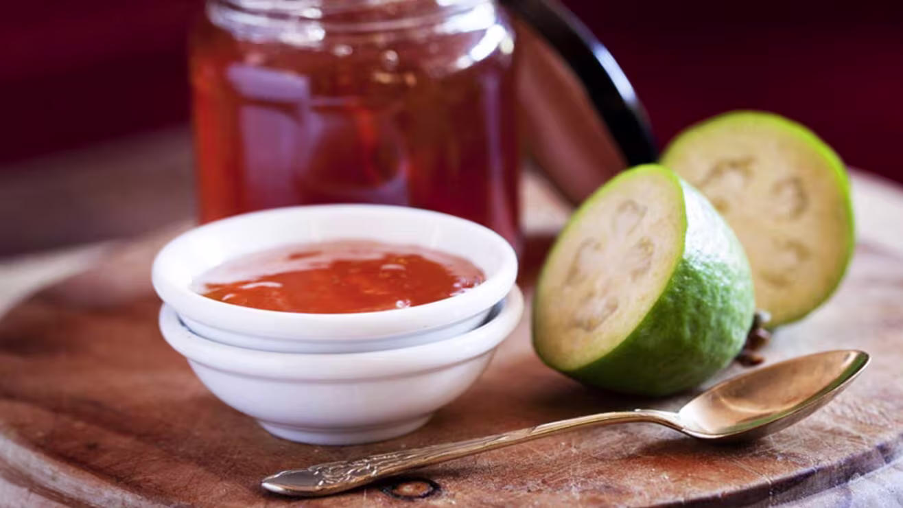 Step by Step Instructions For feijoa jelly recipe