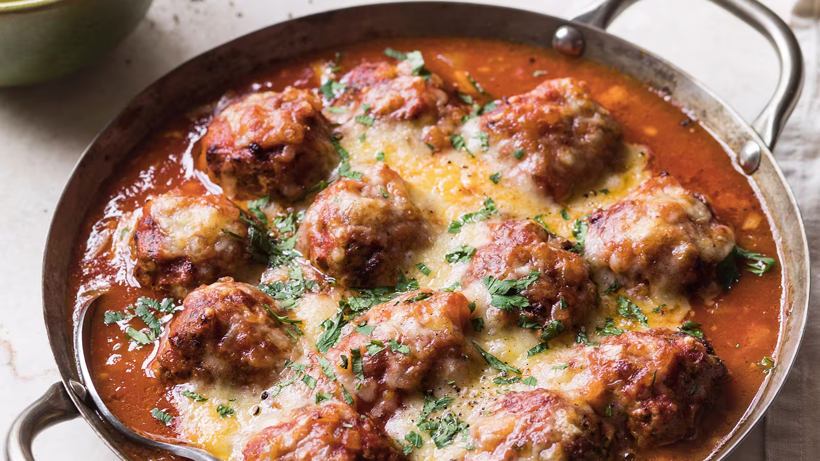 Delicious New Zealand Meatball Recipe: A Comforting Classic for Your Family