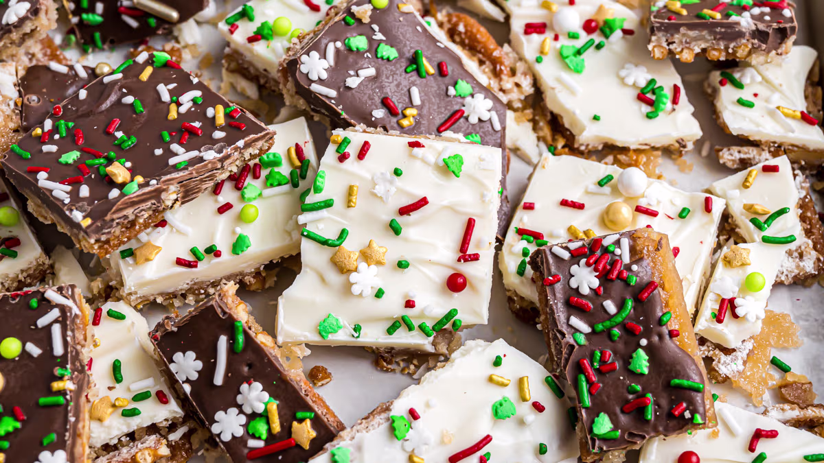 Irresistible Christmas Crack Recipe with Pretzels: A Sweet and Salty Holiday Treat!