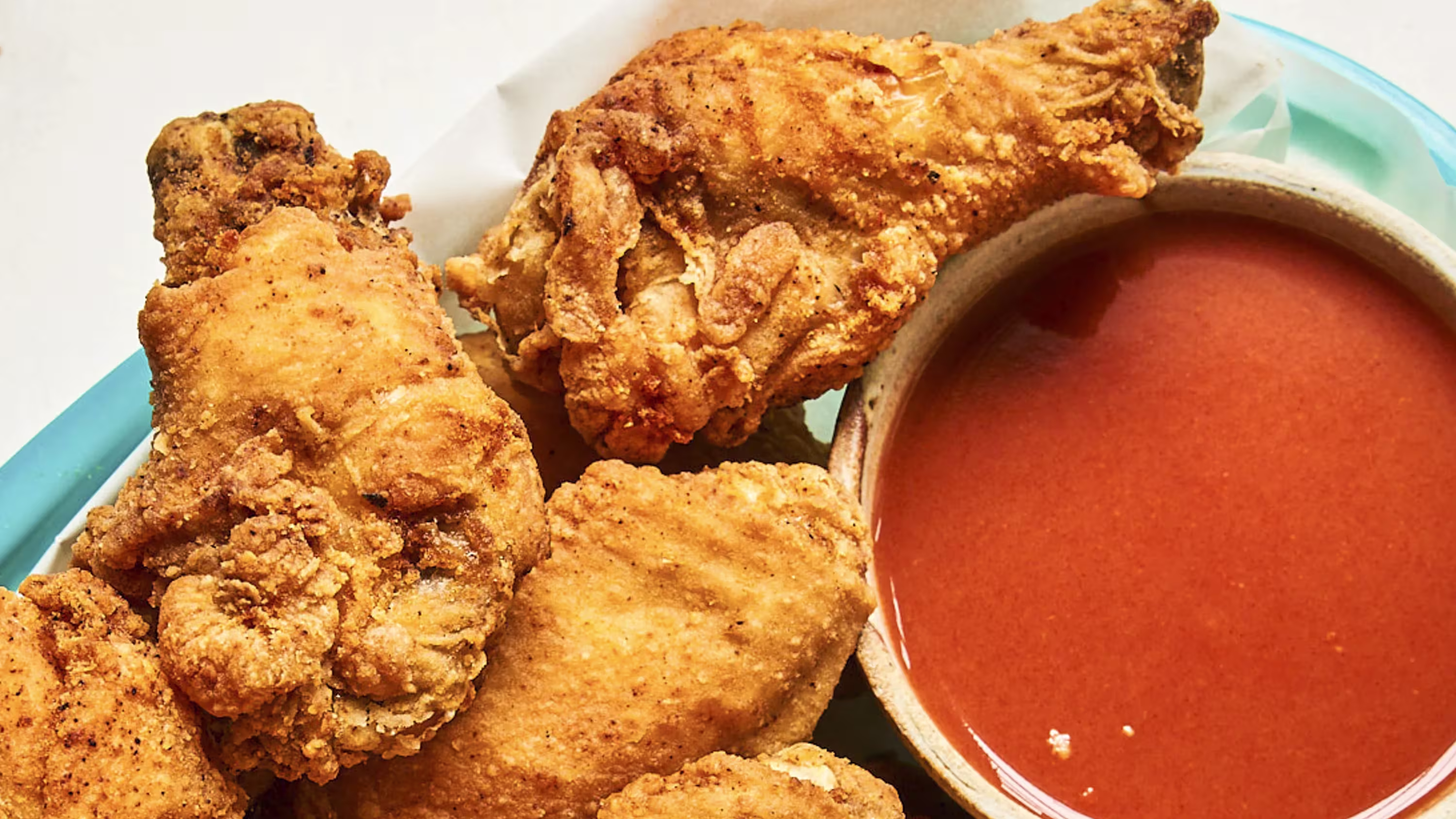 Crispy Fried Chicken Wings Marinated in Italian Salad Dressing: A Flavor Explosion