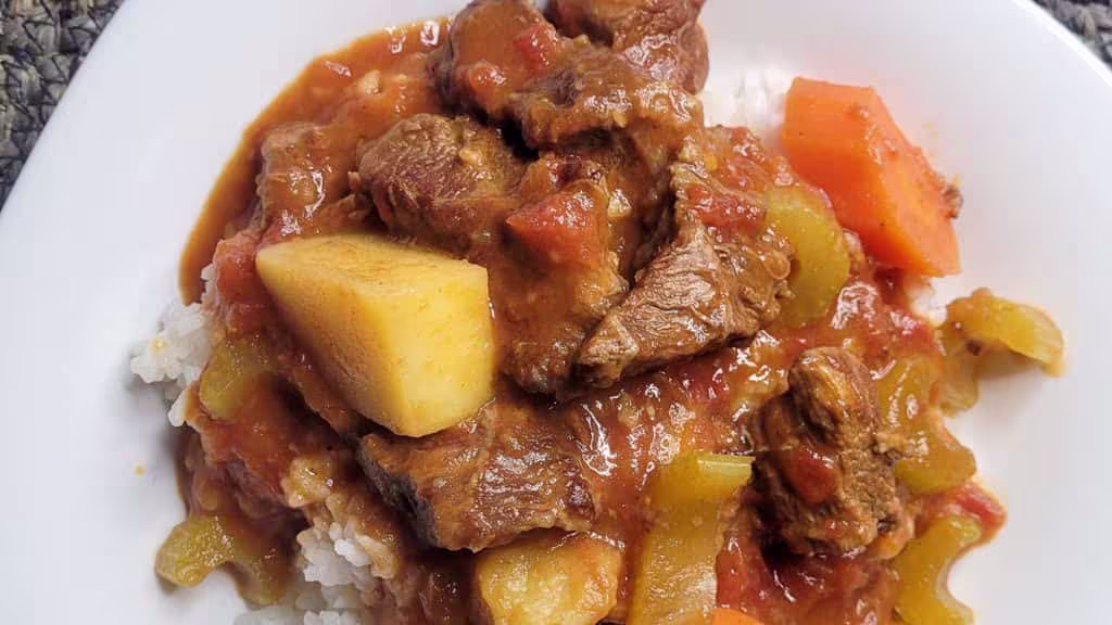 Savor the Flavor: Authentic Hawaiian Beef Stew Recipe You Must Try!