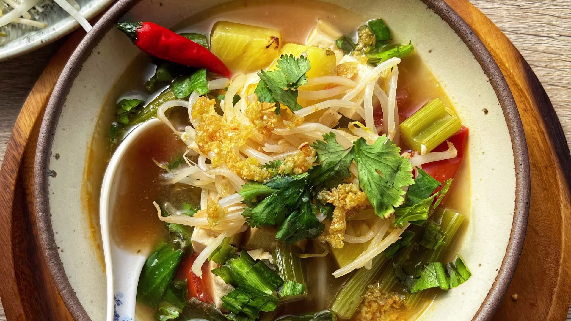 Delightful and Easy Vegan Vietnamese Sweet Soup Dessert Recipe You’ll Love!