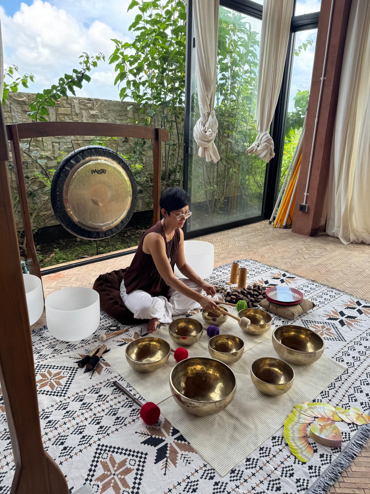 Singing bowls sound healing