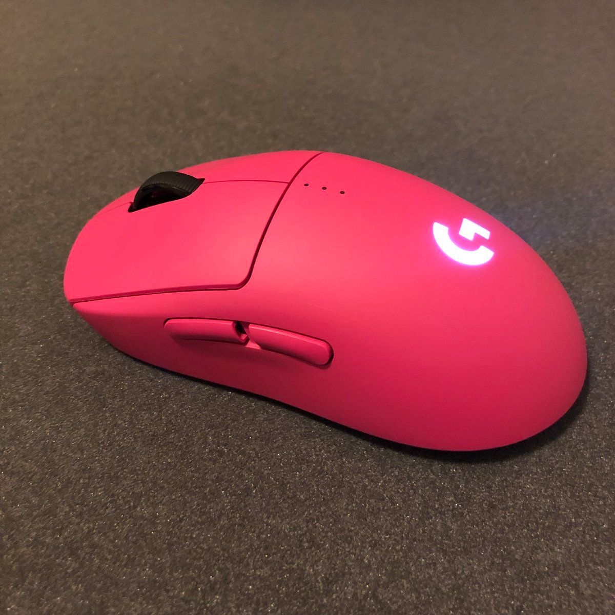 Logitech G Pro Pink