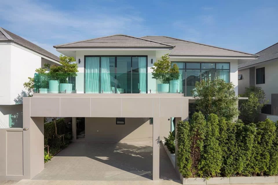 The Lake Huay Yai Luxury Pool Villa