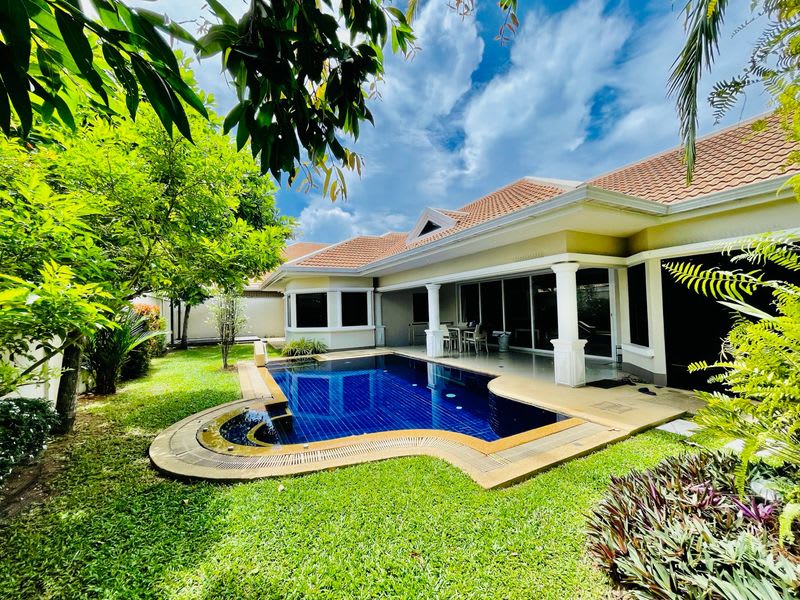 Jomtien Park Villas Pool Villa