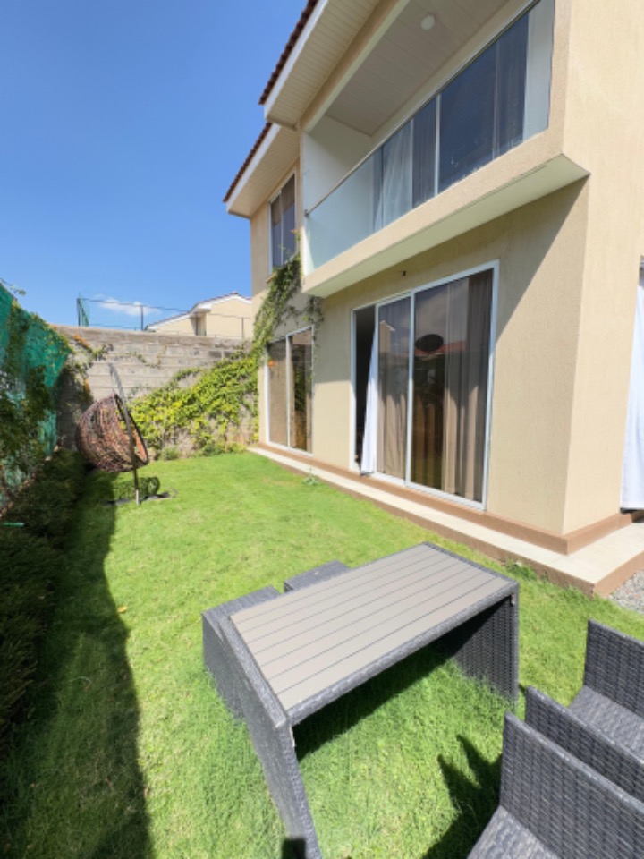 3br & 4br townhouse+DSQ for sale in Rongai: