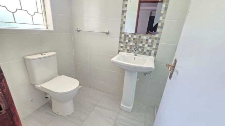 2 bedroom  house for rent with ensuite  Runda 