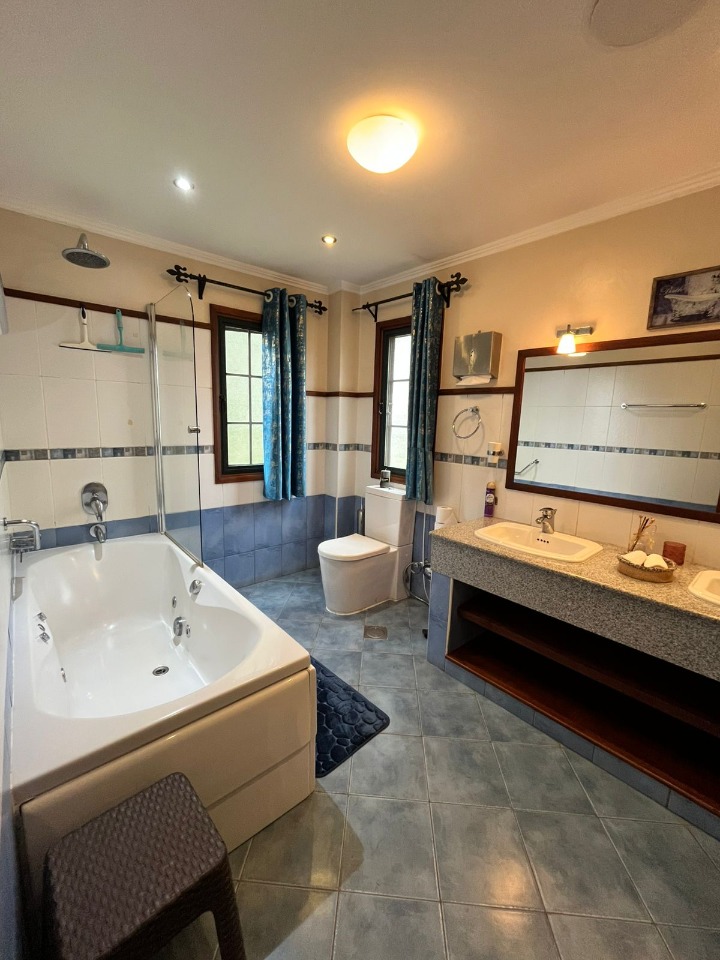 3 Bedroom Fully Furnished Townhouse for Rent